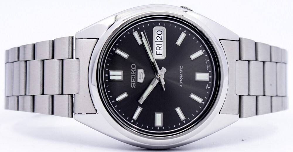 Seiko 5 Automatic Black Dial Silver Band Silver Case Seiko 5 Automatic Black Dial Silver Band Silver Case
