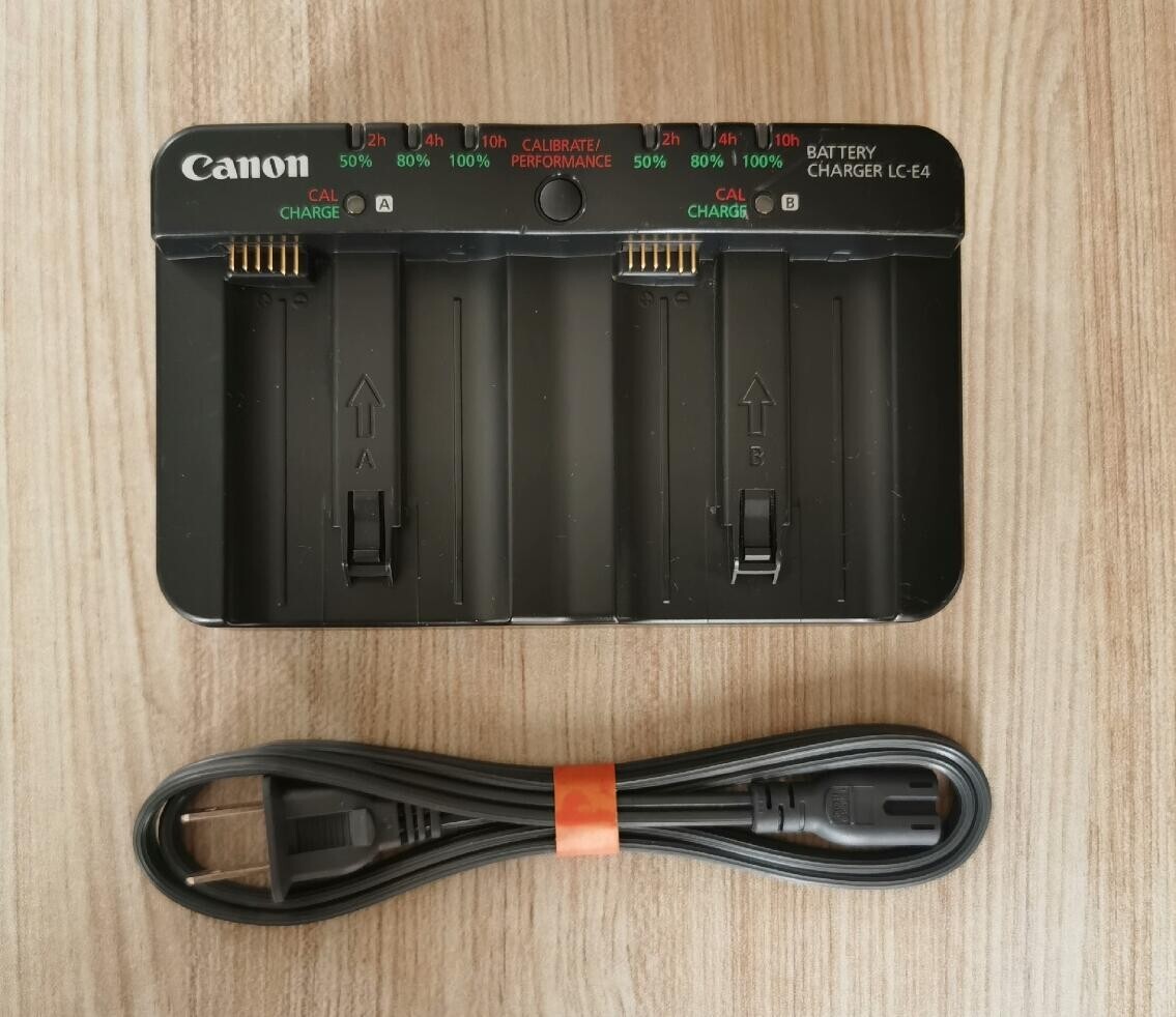 Used Original Battery Charger LCE4 For Canon EOS 1Ds Mark III, 1Ds