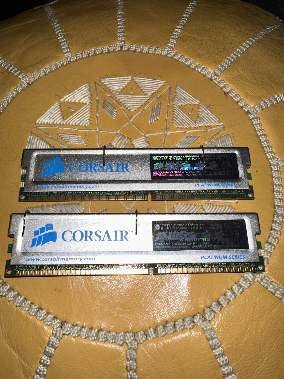2 NEW CORSAIR XMS Platinum Series Memory CMX512-3200C2PT XMS3200 512MB 400MHz