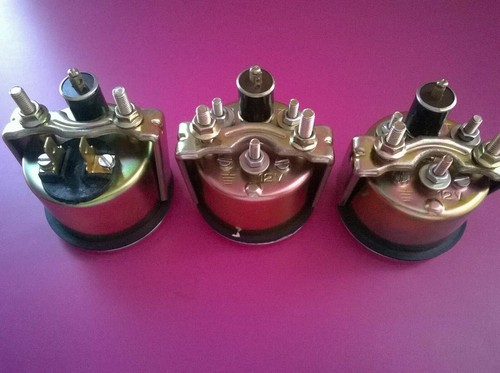 Elec Oil Pressure Water Temperature Volt Gauge 2" / 52mm Electrical replica - Picture 2 of 3