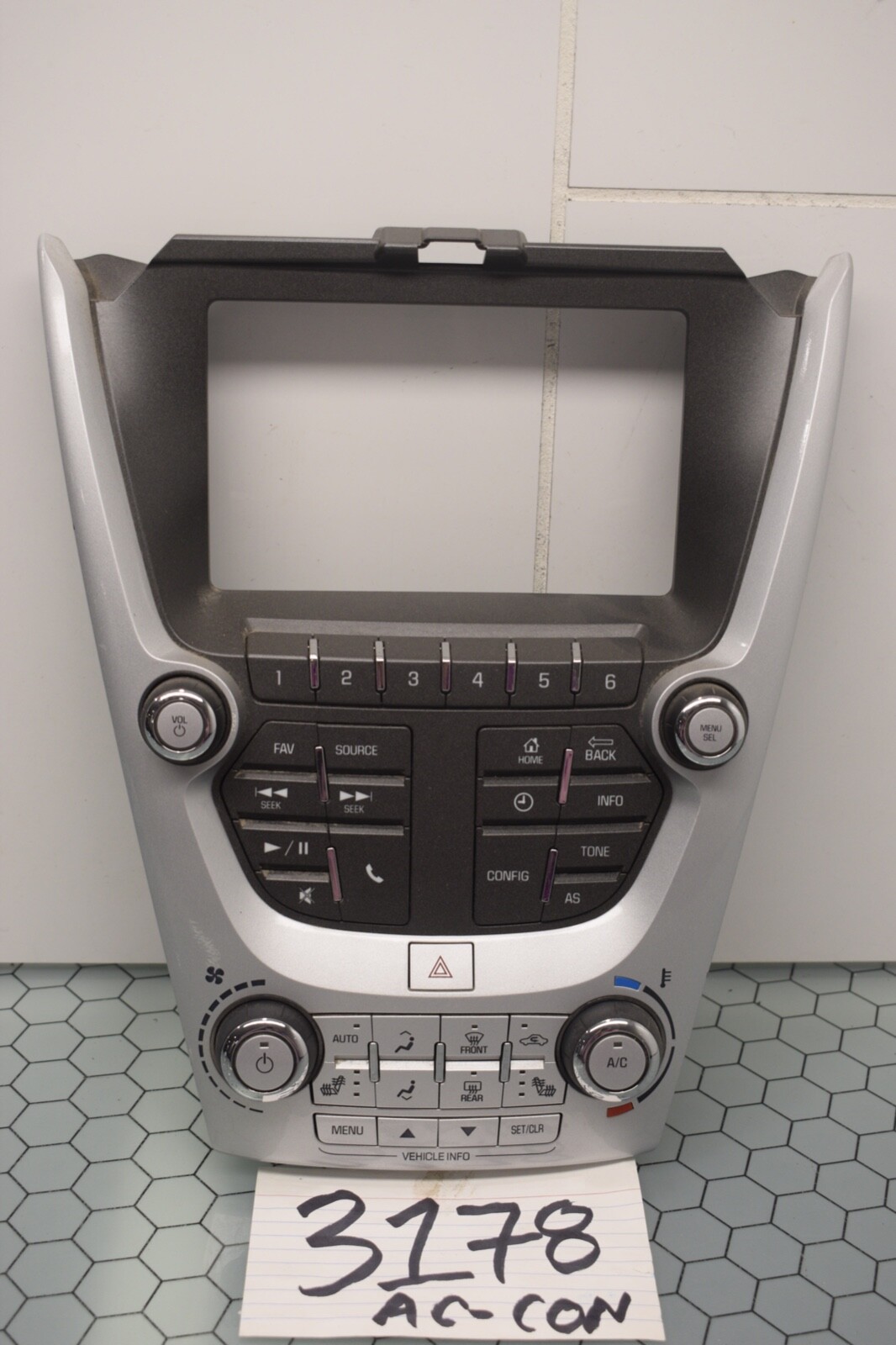 2016 2017 Chevrolet Equinox Radio AC and Heater Control Used Stock #3178-AC