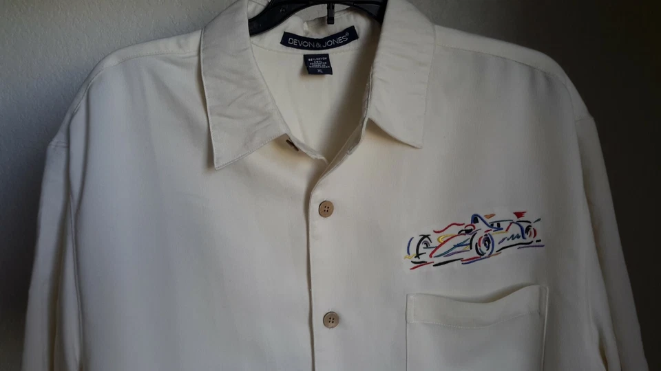 Camisa Devon & Jones Para Hombre Talla XL Manga Corta Bordada Coche de Carreras Usada en Excelente Condición Foto 2 de 4