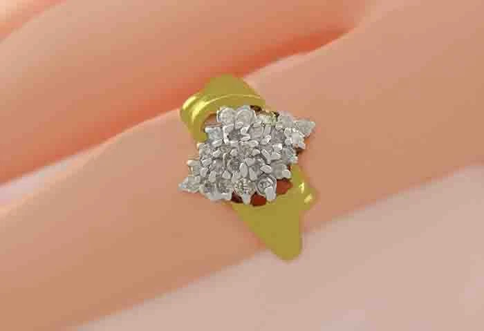 GENUINE 0.36 Cts DIAMONDS CLUSTER RING 10K YELLOW GOLD - Free Certificate - NWT - Image 3 of 4