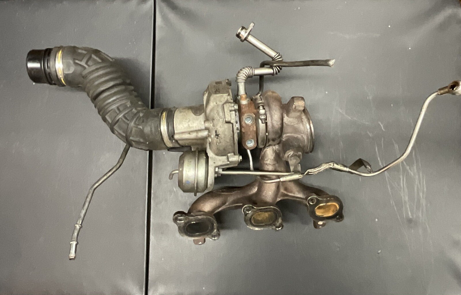 14-20 Maserati Ghibli M157 OEM Left side engine turbo charger turbocharger