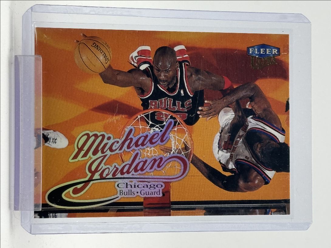 MICHAEL JORDAN 1998-99 FLEER ULTRA BASKETBALL CHICAGO BULLS #85 Q1970