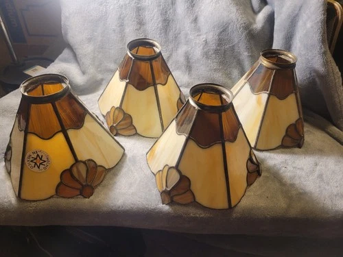 Set Of Four Tiffany Style Lamp Shades Vintage Glass Stained Amber/Brown Color.