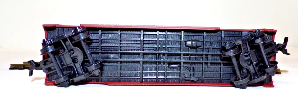 Model Power #31425 Southern Pacific T&NO 40' Box Car - No Box - See Condition - Image 4 of 4
