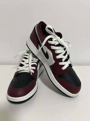 New Nike Air Jordan 1 Low pair Dark Beetroot with Roma Green