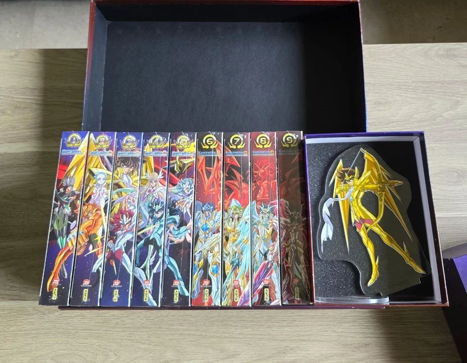 Coffret dvd saint Seiya omega collector neufs avec figurine - Photo 2/4