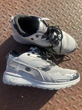 Heelys Force Boys Size 6 Gray Black Sneakers Shoes Wheels NEW