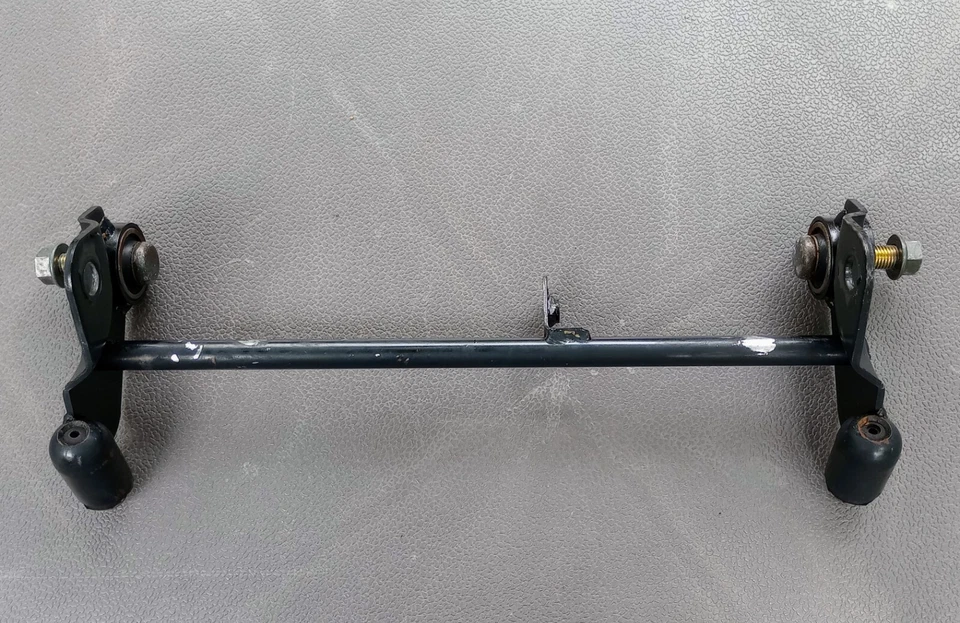 Genuino Buddy 50 scooter / ciclomotor COLGADOR DE MOTOR - parte # C14860010001 Foto 2 de 4