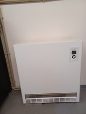 STIEBEL ELTRON ETS 200 plus Wärmespeicher, 2.00kW/400V, alpinweiß, 2 Jahre alt
