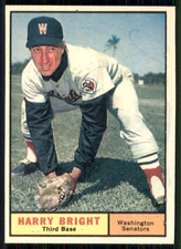 1961 Topps #447 Harry Bright - Blue Streak in Sky