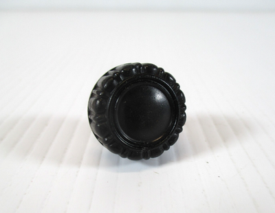 #ad Vintage Bakelite Knob Radio Black 15 16quot; wide 5 8quot; tall $10.50