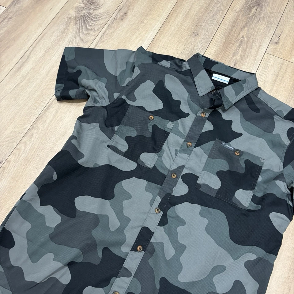 Columbia Verde Oscuro Negro Camuflaje Omni Tono Ventilado Manga Corta Grande L A++ Foto 4 de 4