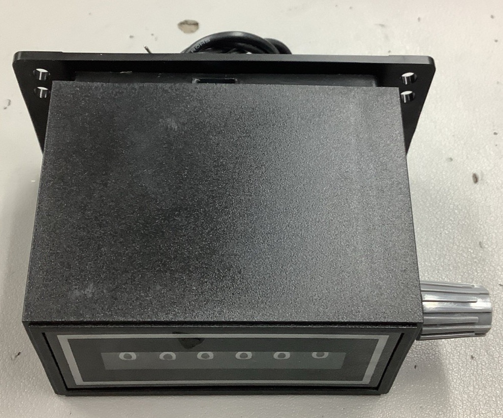 Trumeter 2-1006 115VAC 60Hz 8W Electromechanical Counter (B642)