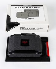 Horseman roll film holder type 452 (6x7cm) for 4x5 cameras. Like new!
