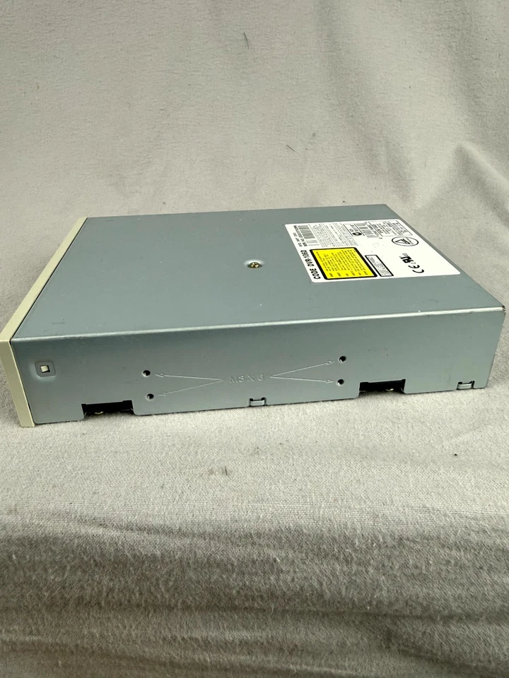 Vtg DVD-RW Pioneer DVR-106D Beige IDE DVD/CD Burner 2003 Writer - Image 2 of 4