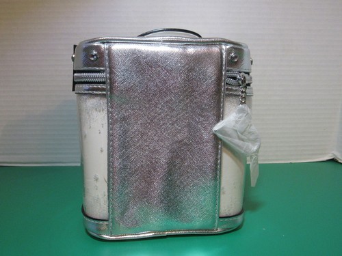 VICTORIA’S SECRET Makeup Bag Metallic Silver Train Case Mother's Gift Style New - Picture 4 of 6