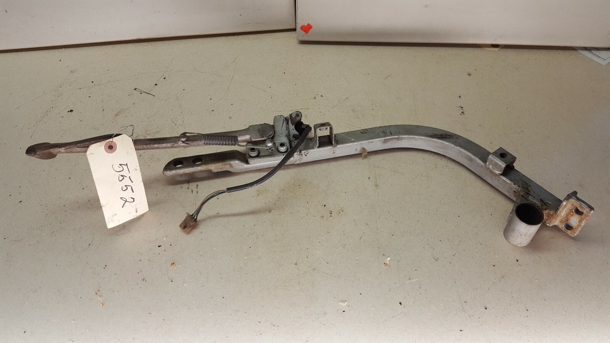 85 86 87 KAWASAKI ZX600 ZX 600 NINJA A3 left SUB FRAME kick stand