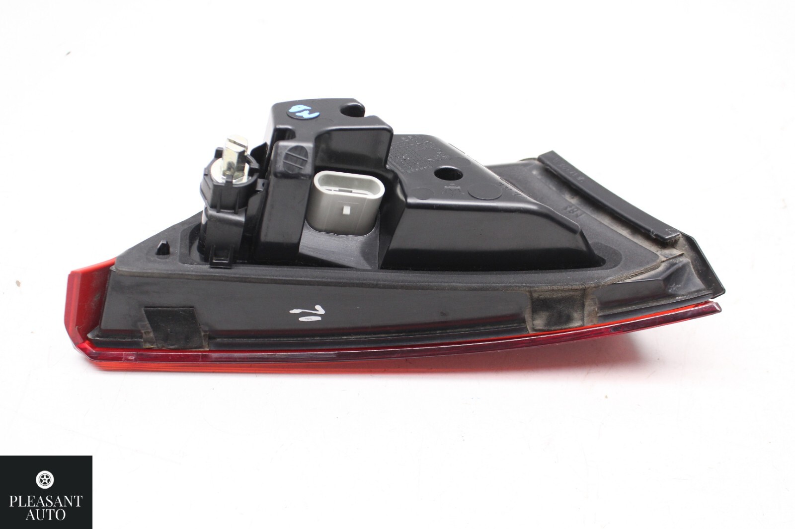 MASERATI QUATTROPORTE REAR RIGHT SIDE INNER TAILLIGHT LIGHT LAMP OEM 2014-2021