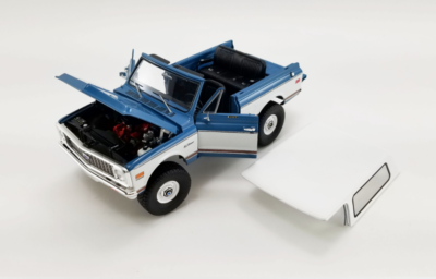 ミニカー 1/18 ACME 1972 CHEVROLET K5 BLAZER 1/18 ACME 1972 Chevrolet Chevy Blazer K/5 K5 Blue Diecast Car