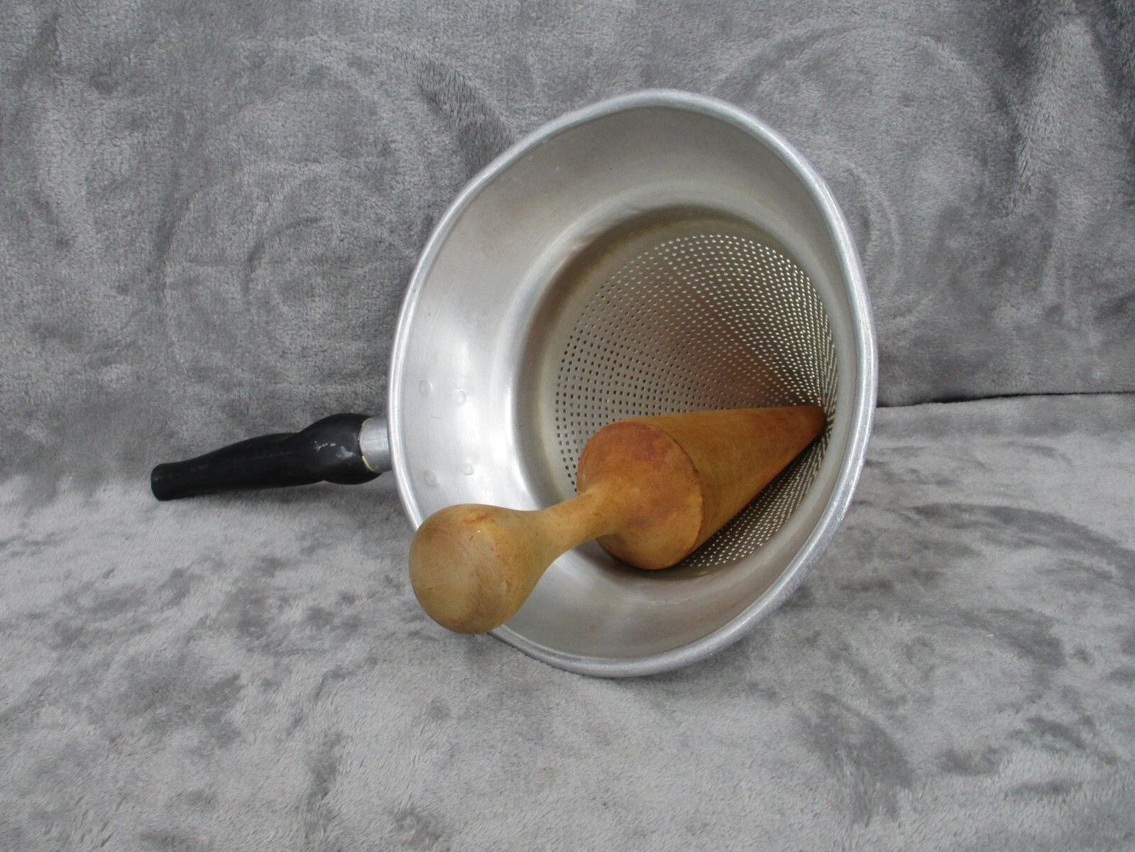 Wear Ever Canning Colander Strainer Sieve Aluminum With Wood Pestle Vintage
