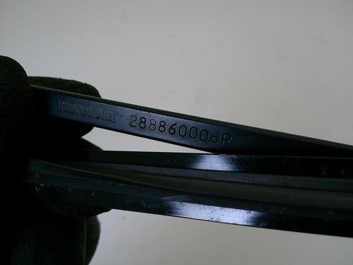 RENAULT MEGANE FRONT WIPER ARM (PASSENGER/LEFT SIDE) 2009-2012 - Picture 7 of 12