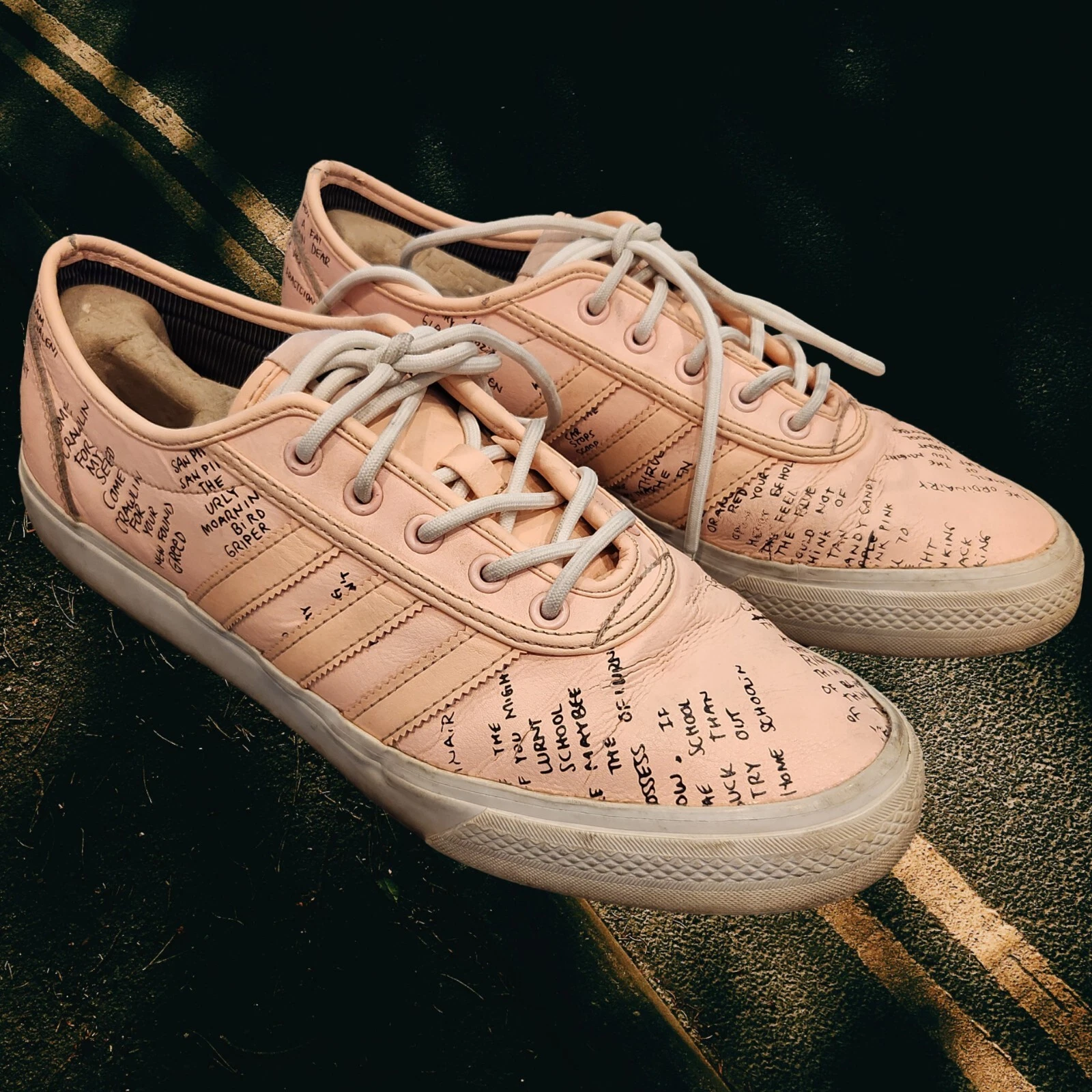Rare Adidas Skateboarding Adi ease Gonz BB8493 homme taille 10 dentelle basse corail