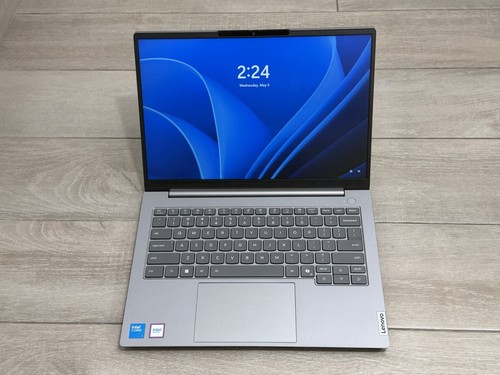 Lenovo ThinkBook 14 G8 14" Touch Laptop Core 7 240H 8GB RAM 512GB SSD Win-11 - Foto 3 di 9