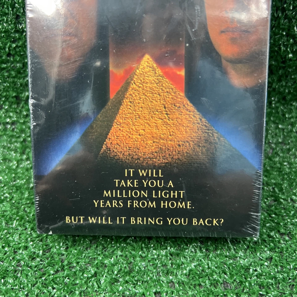 Stargate VHS SEALED Kurt Russell James Spader 1995 Vintage - Image 3 of 4
