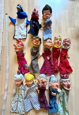 Vintage Handpuppen Konvolut   12 Kasperle-/Theaterpuppen