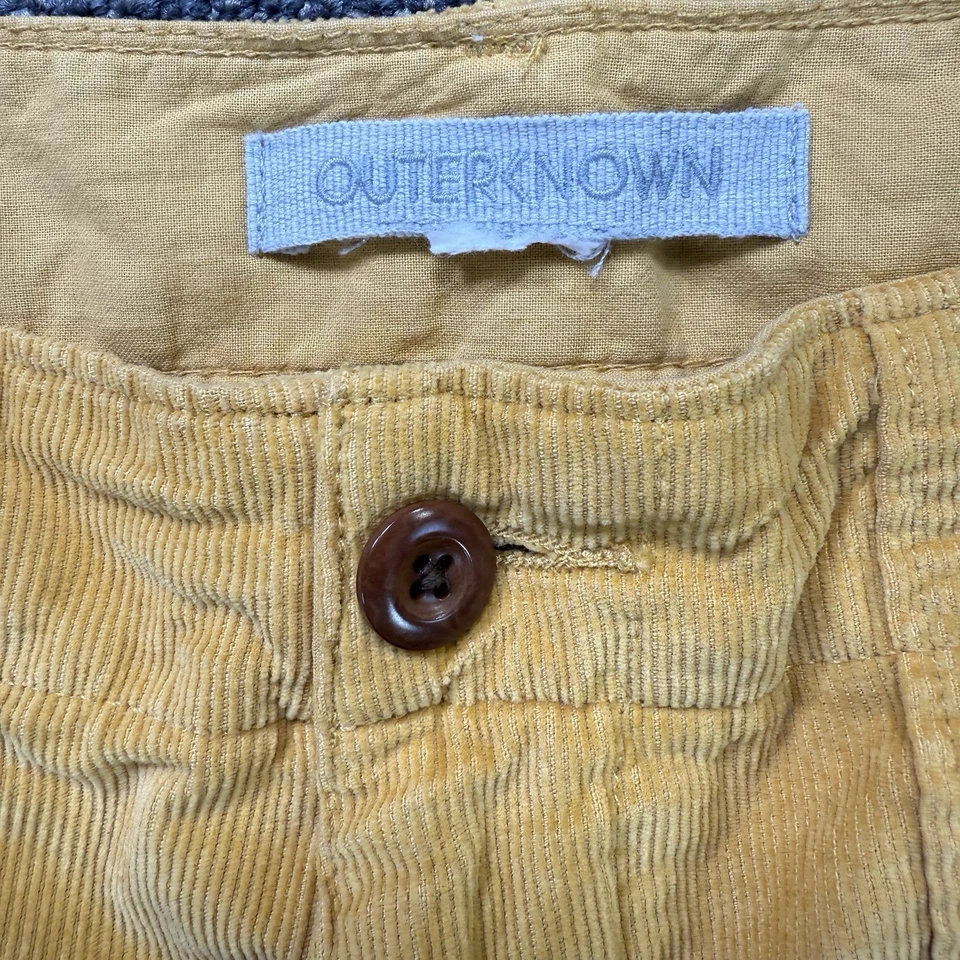 Pantalones Cortos Utilitarios Outerknown Seventyseven Cord para Hombres 36 Amarillos Aire Libre Playa Surf Foto 3 de 4