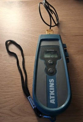 Cooper-Atkins EconoTemp Typ-K-Thermoelement-Thermometer.