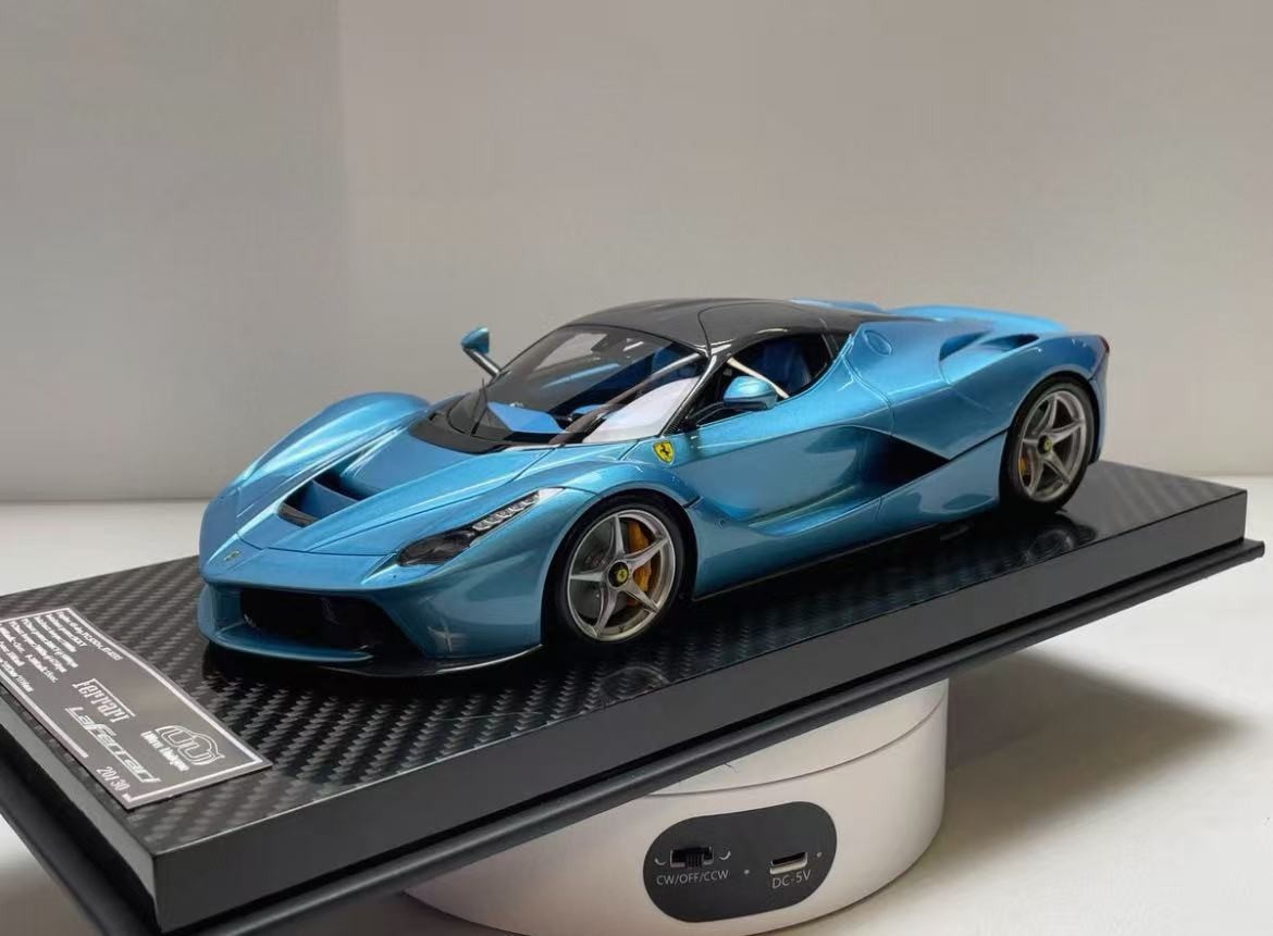SUPER RARE* UU Model 1/18 Ferrari LaFerrari Ice Blue Carbon Base