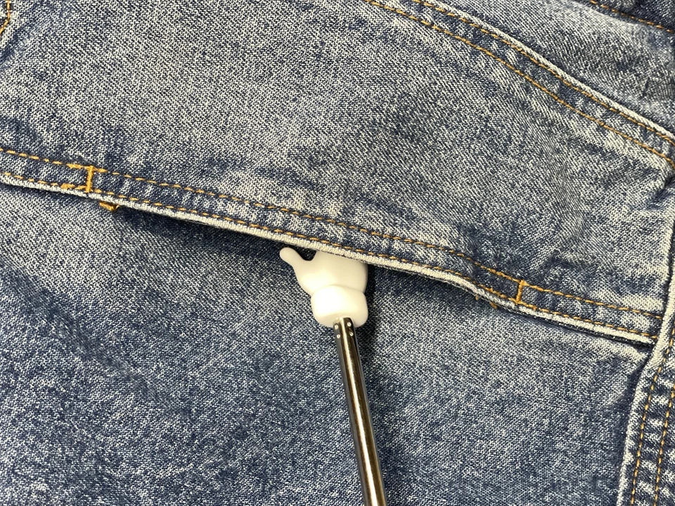 Chaqueta vaquera IZOD para mujer pequeña azul denim clásica camionero botones bolsillos delanteros Foto 4 de 4