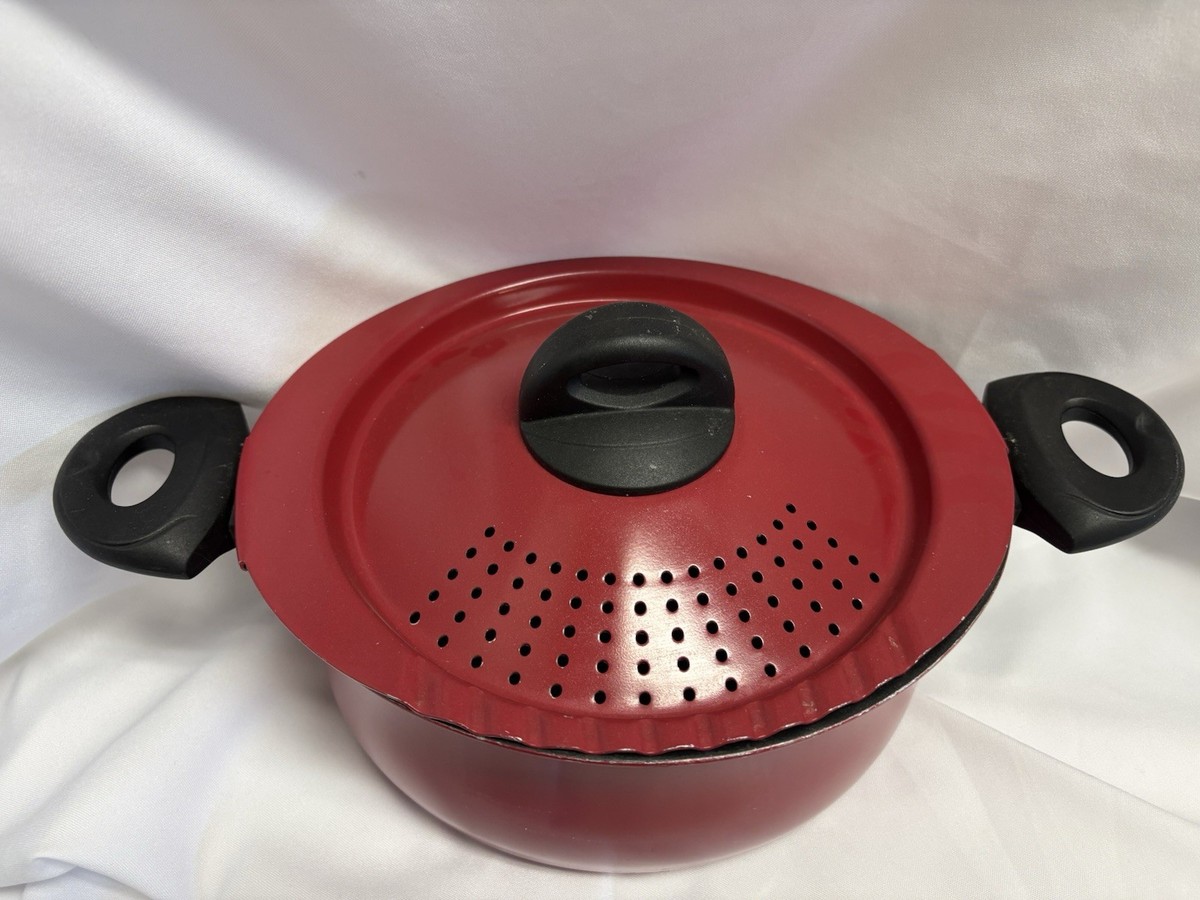 Bialetti Italian Essentials 5.5 Qt Oval Aluminum Pasta Pot Lock