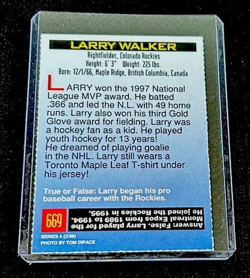 LARRY WALKER Colorado Rockies 1998 MLB Sports Illustrated for Kids SI Star NM+ - Image 2 of 2