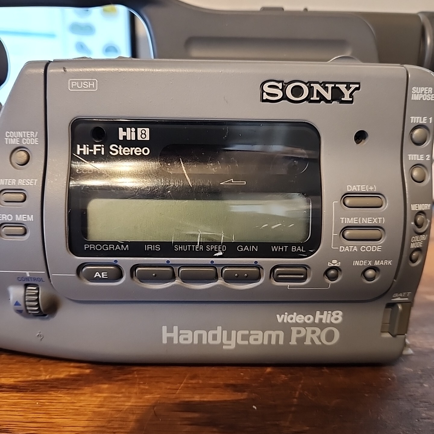 SONY CCDVX3 Handycam PRO 3CCD Hi8 Video Camera Recorder w/ Battery