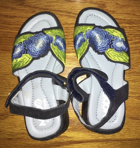 Girls Made in France Mod8 Blue Leather Sandals Floral Embroidery 26 EU - Picture 2 of 7