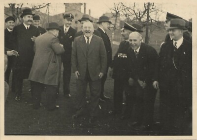 71/365 FOTO ALTE ZEITEN MANN MIT ORDEN SPAß  LEBENSFREUDE TREFFEN FEIER