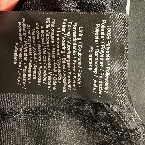 Traje Karl Lagerfeld de satén con ribete de pipa negro para mujer IT 40 pantalones cortos y blazer - Imagen 9 de 20