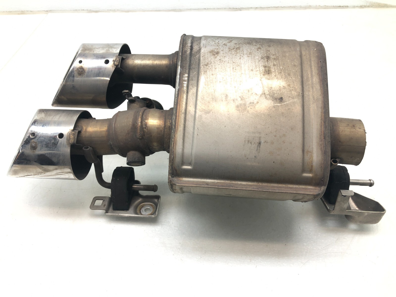 Maserati Ghibli 2014-2019 RIGHT Muffler