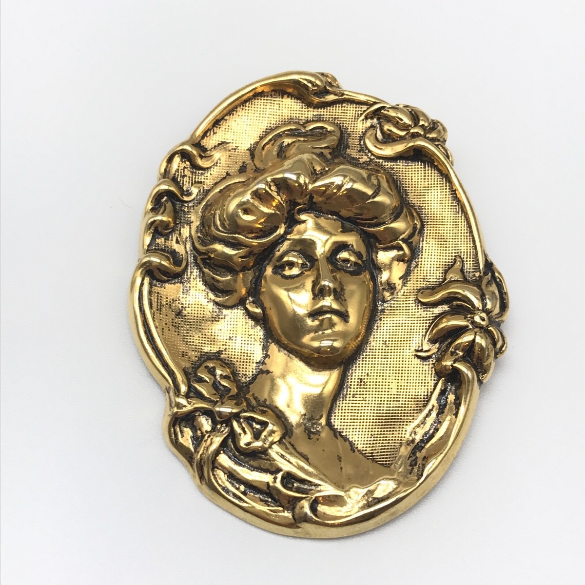 Vintage Gold Tone Metal Cameo Woman Lady Face Framed Brooch Pin