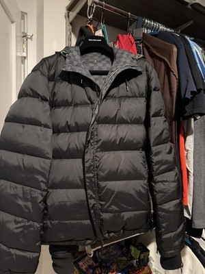 Louis Vuitton Men's damier graphite reversible Puffer Jacket