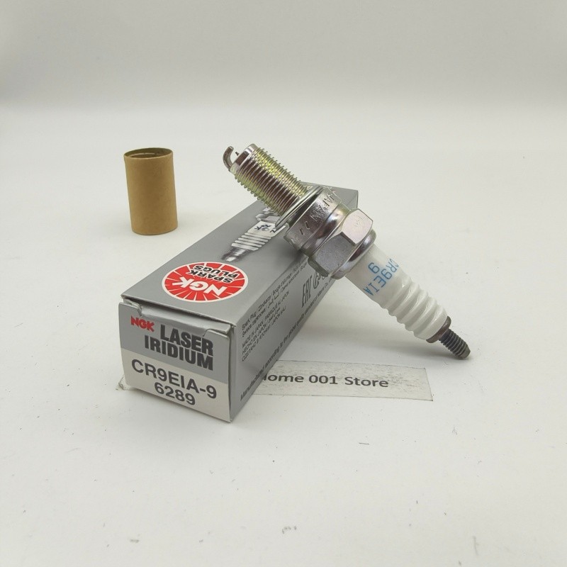1Pcs NGK Spark Plug CR9EIA-9 6289 for  KAWASAKI  NINJA  TRIUMPH  YAMAHA  PEUGEOT