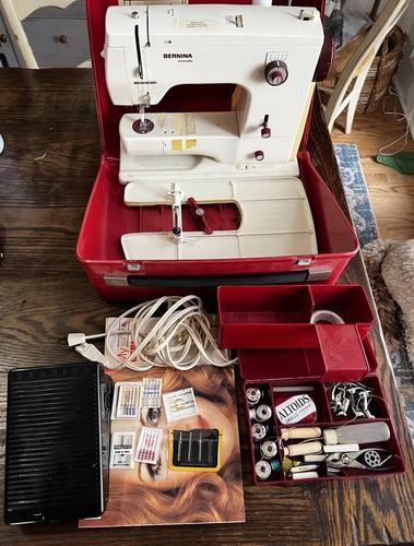 Vintage Bernina 807 Minimatic Sewing Machine Complete W/ Case & Extras - Works!