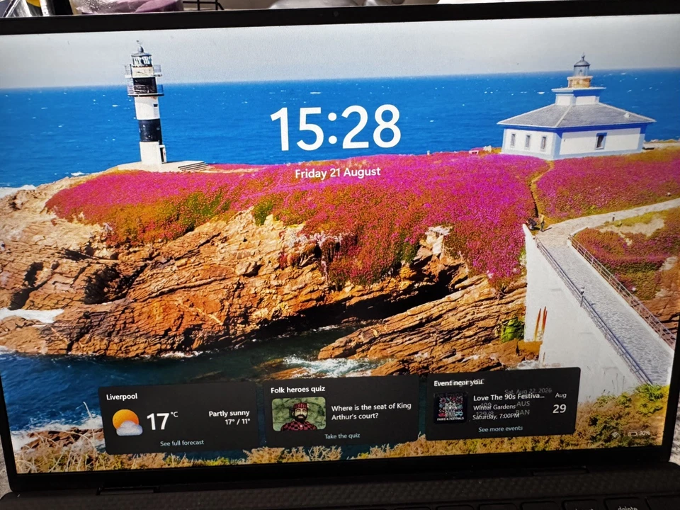 Dell XPS 13 9310 13.4” i5-1135G7 8GB RAM 512GB SSD Windows 11 - No Charger, photo 4 of 5