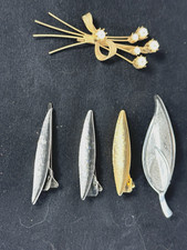 Lot of Vintage Hair Bobby Pins and Hair Clips