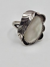 Vintage Native American Southwest Sterling MOP Mother Of Pearl Ring Size 7